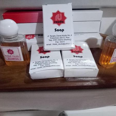 Rauda Hotel Syariah Pekanbaru Ngoại thất bức ảnh